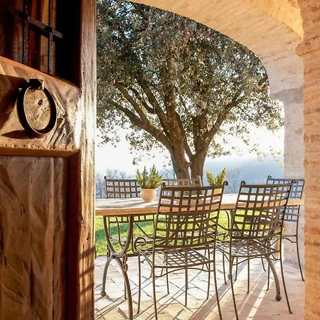 Sleeps 8 Pool Wifi Città di Castello