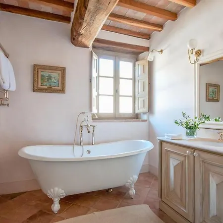 Sleeps 8 Pool Wifi